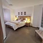 1 * مورايرا